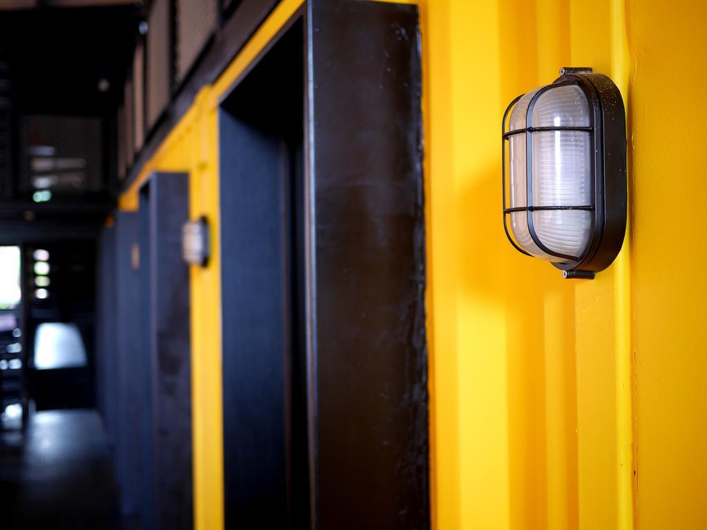 Container Hotel Куала-Лумпур Экстерьер фото